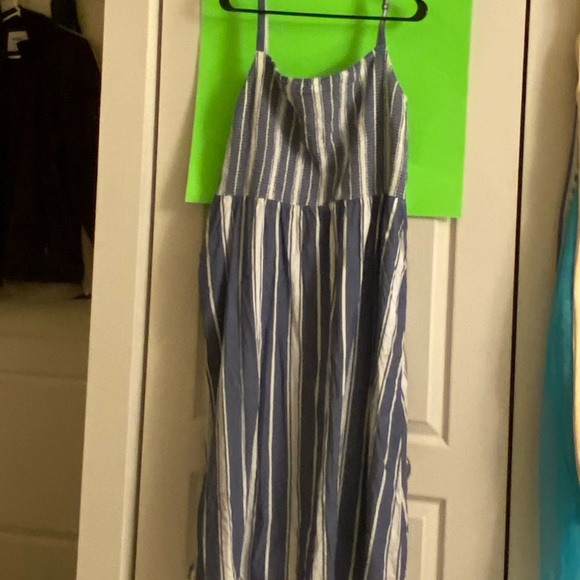 Old Navy Dresses & Skirts - Women’s Striped Midi/Maxi Summer SunDress